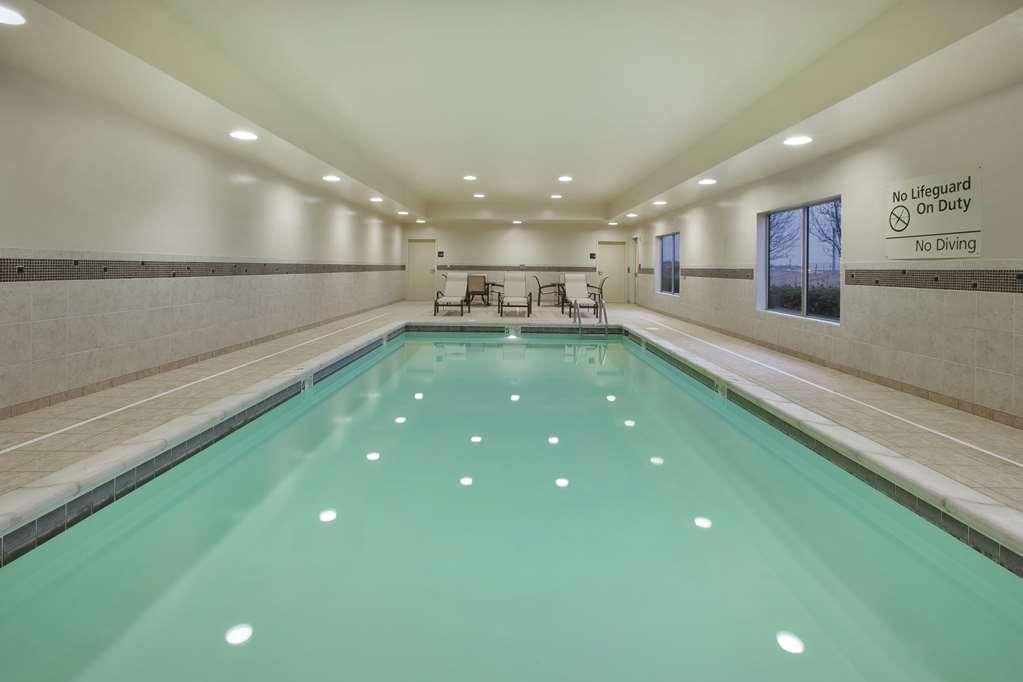 Hampton Inn & Suites Wichita-Northeast Facilities photo